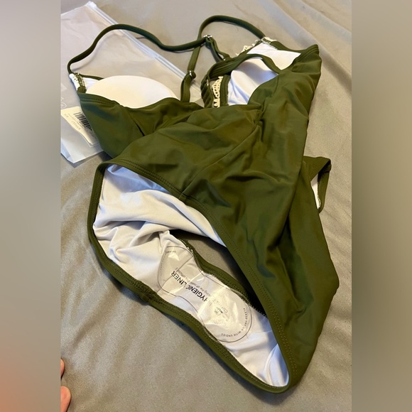 Cupshe - NWT - Swimsuit - Women - Medium - Picture 9 of 10